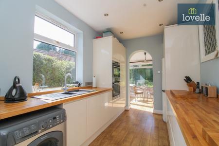 3 bedroom Detached bungalow for sale in Waltham Road, Brigsley, DN37