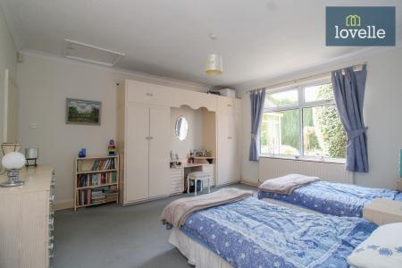 3 bedroom Detached bungalow for sale in Waltham Road, Brigsley, DN37