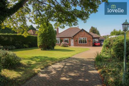 3 bedroom Detached bungalow for sale in Waltham Road, Brigsley, DN37