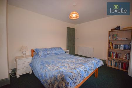 4 bedroom Detached house for sale in Warren Road, Saltfleet, LN11