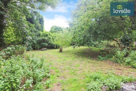 4 bedroom Detached house for sale in Warren Road, Saltfleet, LN11