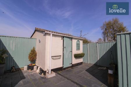 3 bedroom Semi-detached house for sale in Watford Avenue, Grimsby, DN34