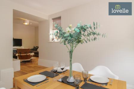 2 bedroom Flat for sale in Welholme Avenue, Grimsby, DN32