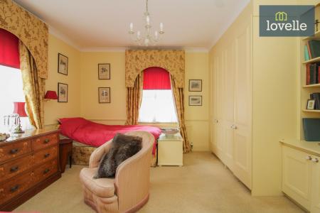 3 bedroom Detached house for sale in Welholme Avenue, Grimsby, DN32