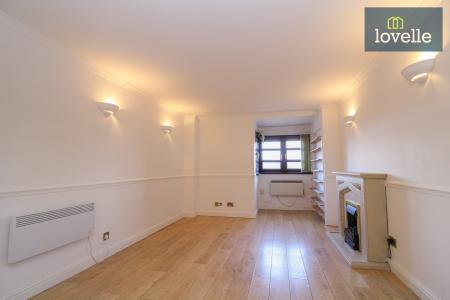 2 bedroom Flat for sale in Wellowgate Mews, Grimsby, DN32