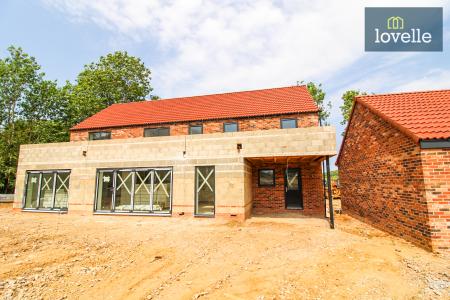 4 bedroom Detached house for sale in Wells Road, Healing, DN41