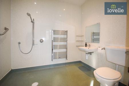 5 bedroom Detached house for sale in Woodlands, Louth, LN11