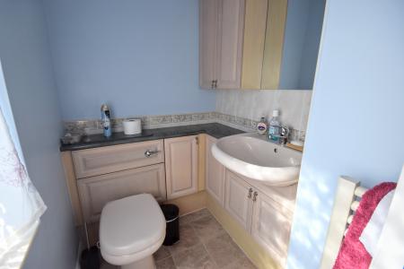 5 bedroom Detached house for sale in Wragholme Road, Grainthorpe, LN11