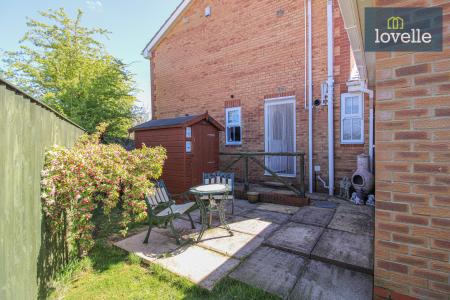 5 bedroom Detached house for sale in Yews Lane, Laceby, DN37