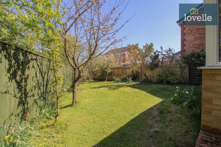 5 bedroom Detached house for sale in Yews Lane, Laceby, DN37