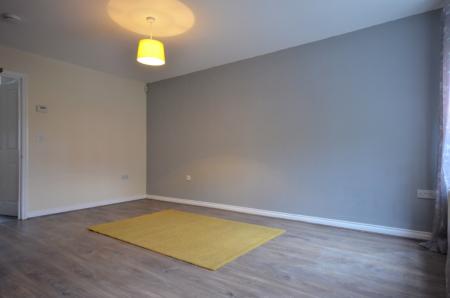 2 bedroom End of terrace house to let in Danes Close, Grimsby, DN32