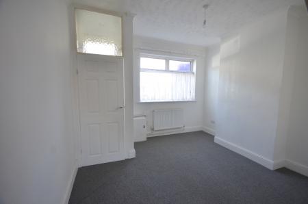 3 bedroom Terraced House to let in Donnington Street, Grimsby, DN32