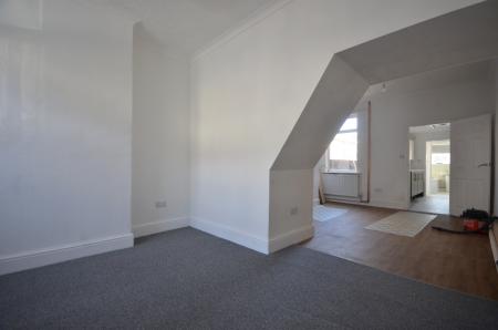 3 bedroom Terraced House to let in Donnington Street, Grimsby, DN32