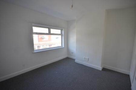 3 bedroom Terraced House to let in Donnington Street, Grimsby, DN32