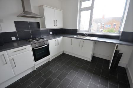 1 bedroom Flat to let in Blundell Avenue, Cleethorpes, DN35