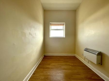 2 bedroom Flat to let in Grant Street, Cleethorpes, DN35