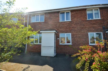 2 bedroom Flat to let in Pelham Road, Immingham, DN40