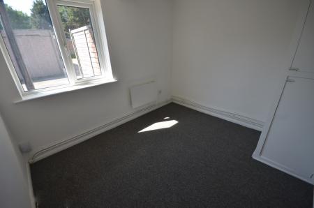 2 bedroom Flat to let in Pelham Road, Immingham, DN40