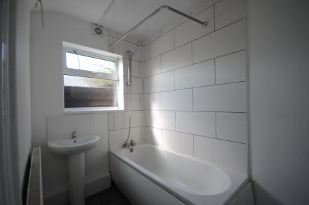 3 bedroom Terraced House to let in Sussex Street, Cleethorpes, DN35