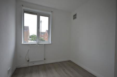 3 bedroom Terraced House to let in Heneage Road, Grimsby, DN32