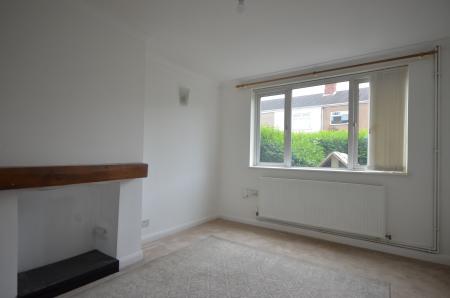 3 bedroom Terraced House to let in Heneage Road, Grimsby, DN32