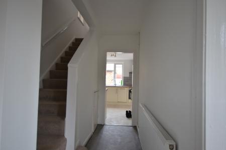 3 bedroom Terraced House to let in Heneage Road, Grimsby, DN32