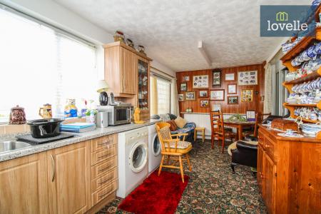 3 bedroom Detached house for sale in Coniston Avenue, Scartho, Grimsby, DN33