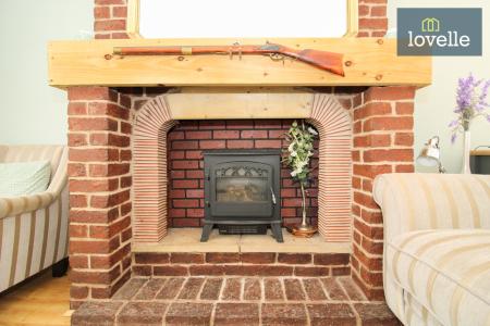 3 bedroom End of terrace house for sale in Roberts Street, Grimsby, DN32