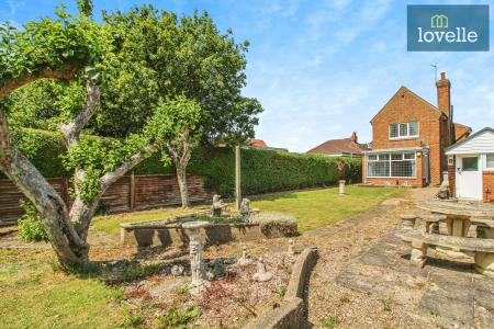 Tetney Lane, Holton-le-Clay, DN36