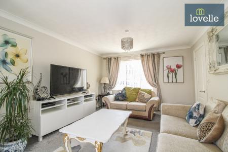 4 bedroom Detached house for sale in Shaw Drive, Scartho, Grimsby, DN33