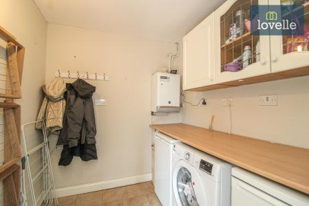 4 bedroom Detached house for sale in Shaw Drive, Scartho, Grimsby, DN33