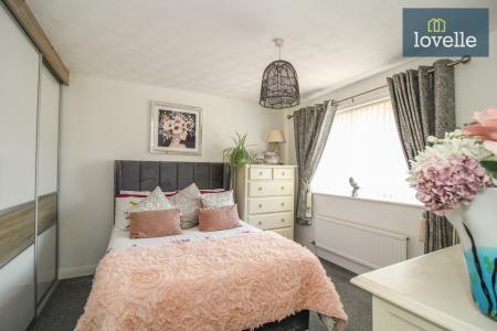 4 bedroom Detached house for sale in Shaw Drive, Scartho, Grimsby, DN33