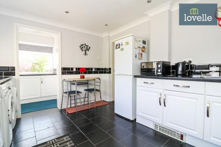2 bedroom Semi-detached house for sale in Southfield Road, Scartho, Grimsby, DN33