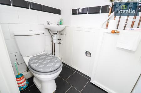 2 bedroom Semi-detached house for sale in Southfield Road, Scartho, Grimsby, DN33