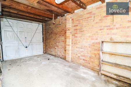 3 bedroom Detached house for sale in Broadway, Grimsby, DN34