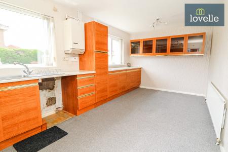 3 bedroom Detached house for sale in Broadway, Grimsby, DN34