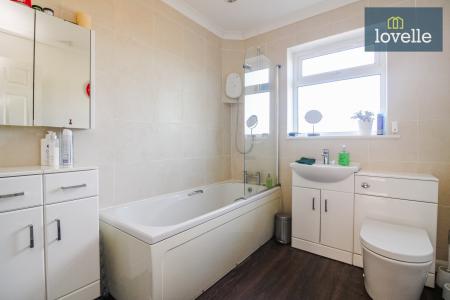 3 bedroom Detached bungalow for sale in Church Lane, Saltfleetby, LN11