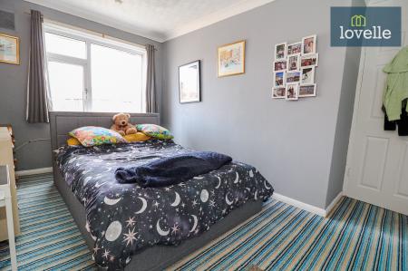 3 bedroom Terraced House for sale in Runswick Road, Grimsby, DN32