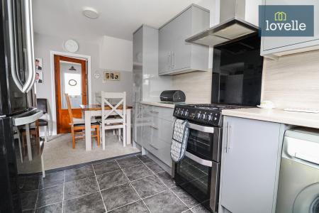 3 bedroom Terraced House for sale in Runswick Road, Grimsby, DN32