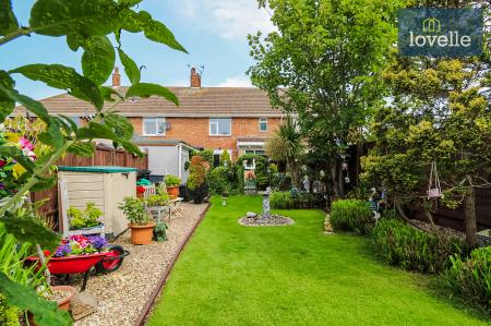 3 bedroom Terraced House for sale in Runswick Road, Grimsby, DN32
