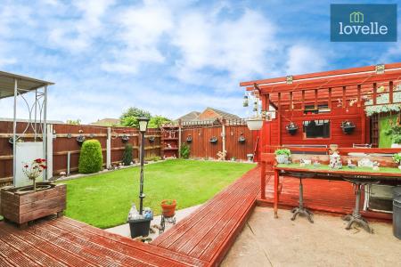 3 bedroom Semi-detached bungalow for sale in Lavenham Road, Scartho, Grimsby, DN33