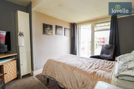 3 bedroom Semi-detached bungalow for sale in Lavenham Road, Scartho, Grimsby, DN33