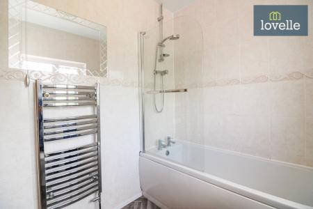 3 bedroom Semi-detached house for sale in East Row, South Somercotes, LN11