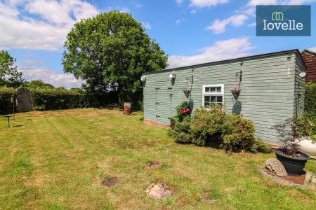 3 bedroom Semi-detached house for sale in East Row, South Somercotes, LN11