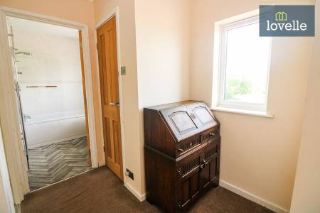 3 bedroom Semi-detached house for sale in East Row, South Somercotes, LN11