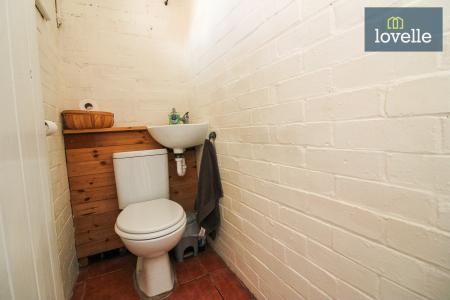 3 bedroom Semi-detached house for sale in East Row, South Somercotes, LN11