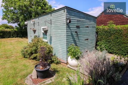 3 bedroom Semi-detached house for sale in East Row, South Somercotes, LN11