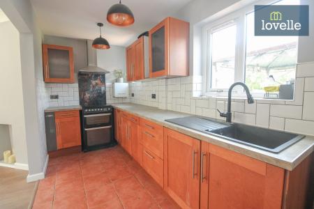 3 bedroom Semi-detached house for sale in East Row, South Somercotes, LN11