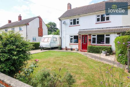3 bedroom Semi-detached house for sale in East Row, South Somercotes, LN11
