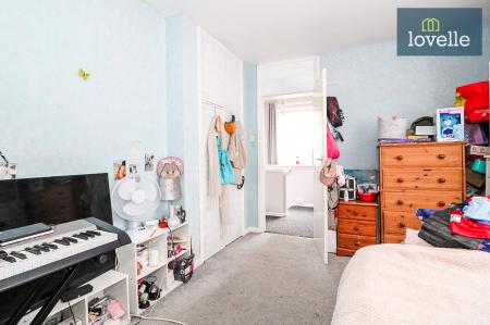 3 bedroom Semi-detached house for sale in Winchester Avenue, Grimsby, DN33